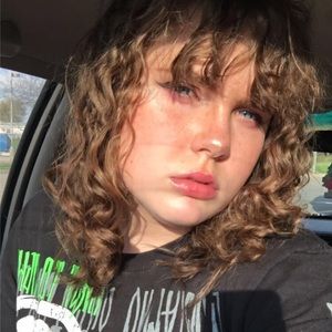 Meet your Posher, Kaelyn